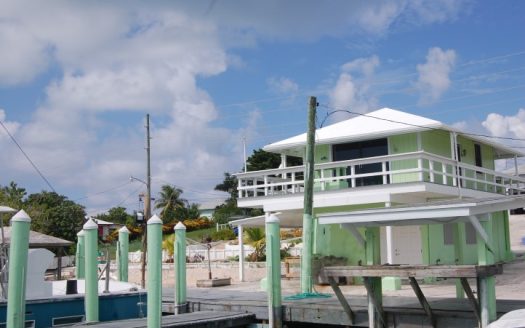 Spanish Wells Harbour Front Cottage