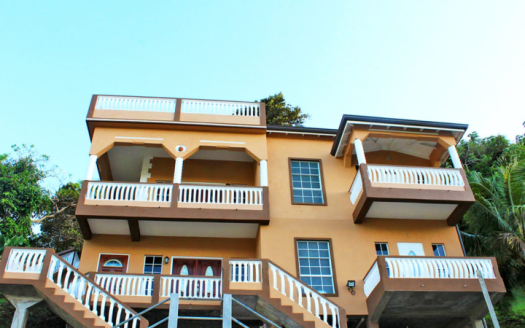 Perdmontemps Modern Spacious Home