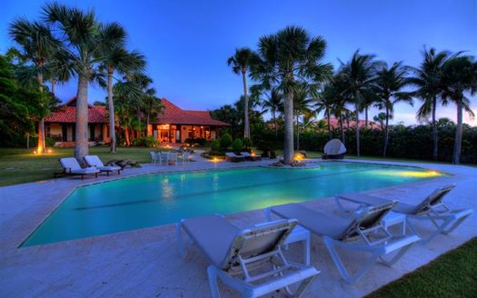 Beach front villa for sale in Cabarete