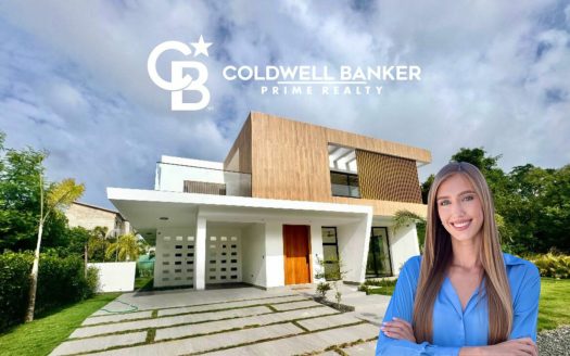 Newly Built 4-Bedroom Villa in Punta Cana Village with Amazing Pool