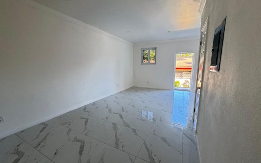 RENTED Nassau Townhouse For Rent