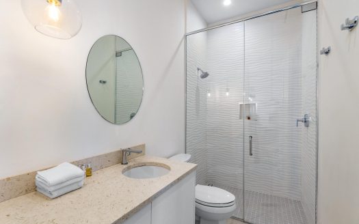 Paradise Island Condo For Sale