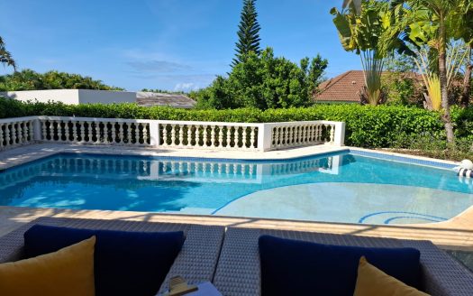 3 Bedroom Villa plus 1 Bedroom Full Guest House