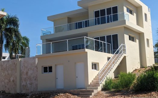 Newly Built 2 Storey 3 Bedroom + In-Law Suite with Amazing Ocean Views!